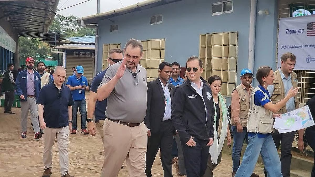 Sergio Gor was accompanied by a US Embassy delegation led by the United States Ambassador to Bangladesh, Brent T. Christensen, on 31 July 2026