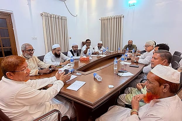 Meeting of the 11-party alliance's liaison committee at the residence of the leader of the opposition on Minto Road in the capital, 30 July 2026.