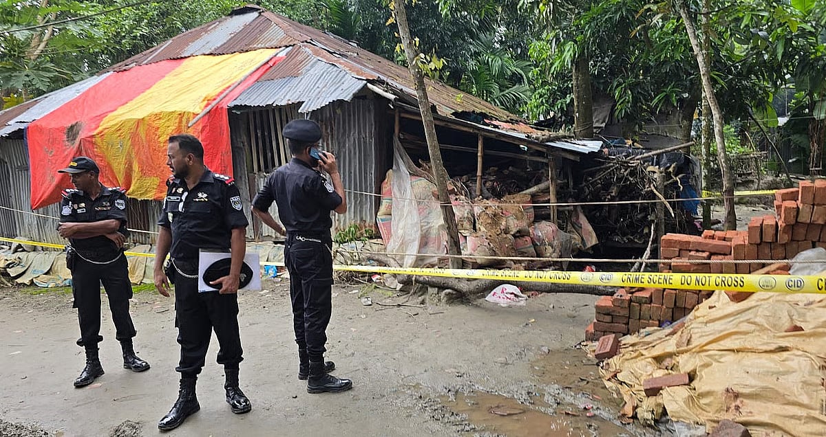 Law enforcement personnel have cordoned off the site of the explosion in Dudhalmou Village of Bakerganj Upazila in Barishal