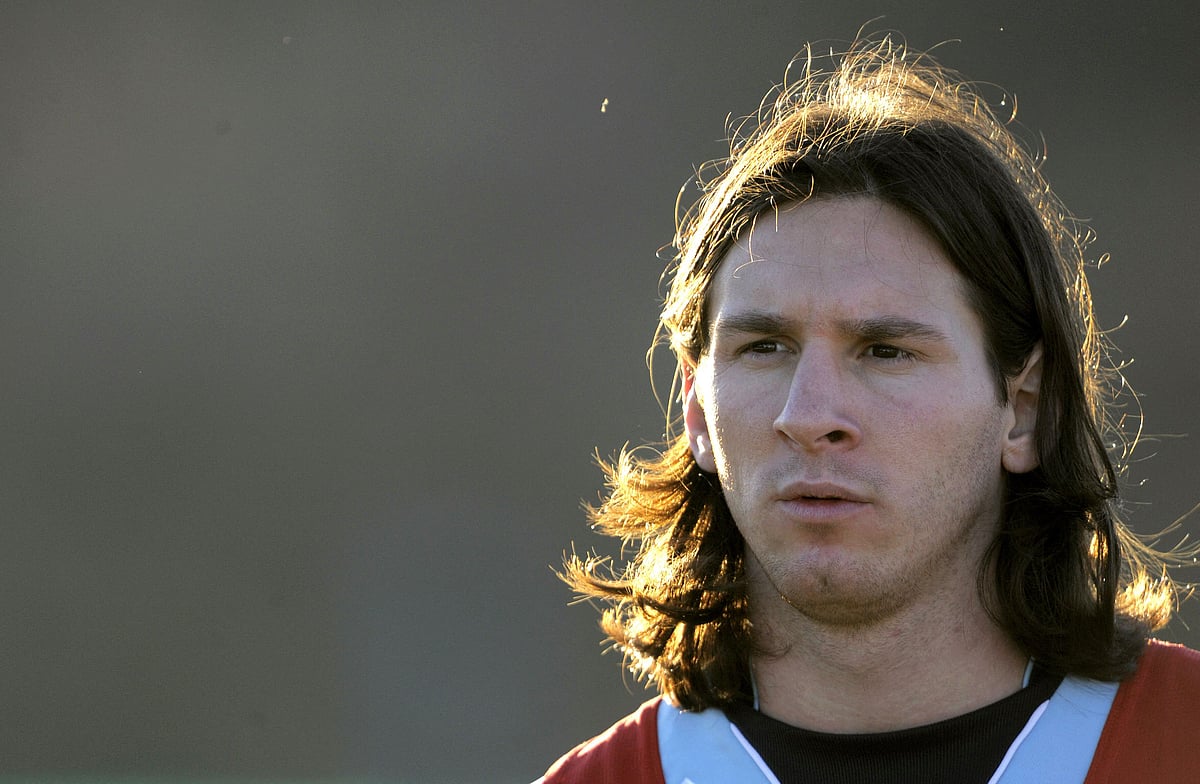 (FILES) Argentina's footballer Lionel Messi leaves the field after a training session in Ezeiza, Buenos Aires, Argentina on June 11, 2008. Argentina will face Ecuador next June 15 in a South Africa World Cup 2010 qualifier football match. Argentine football player Lionel Messi said on August 31, 2026, he is retiring from international football after leading Argentina to a second successive World Cup final. (Photo by Juan MABROMATA / AFP)