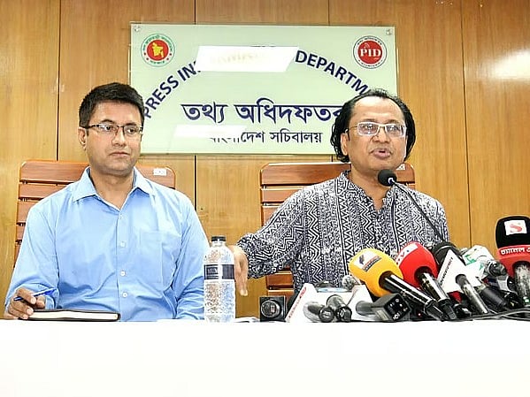 Information and Broadcasting Adviser Zahed Ur Rahman speaks at a press conference at the Secretariat on to brief the media on the government’s activities on 31 August 2026.