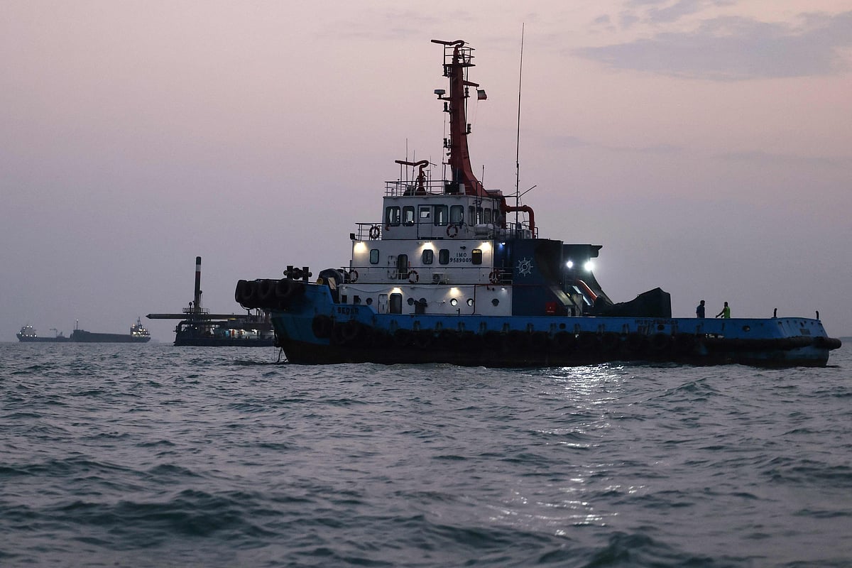 Vessels transit the Strait of Hormuz off the coast of the port city of Bandar Abbas in southern Iran on September 5, 2026. The United States said it struck and destroyed three Iranian oil tankers on September 5 in response to attempted missile attacks on naval vessels, in the latest exchange of fire since renewed hostilities flared between the foes. The new clashes, which began with US raids last week, come with both sides deadlocked in the six-month war as Iran keeps a stranglehold on the Strait of Hormuz and Washington presses its counter-blockade of Iranian ports. (Photo by Atta KENARE / AFP) /