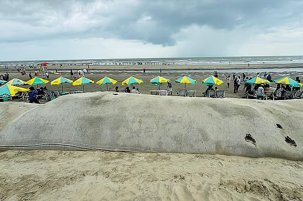 Erosion along Cox’s Bazar beach is worsening day by day. Laboni Point, 10 September