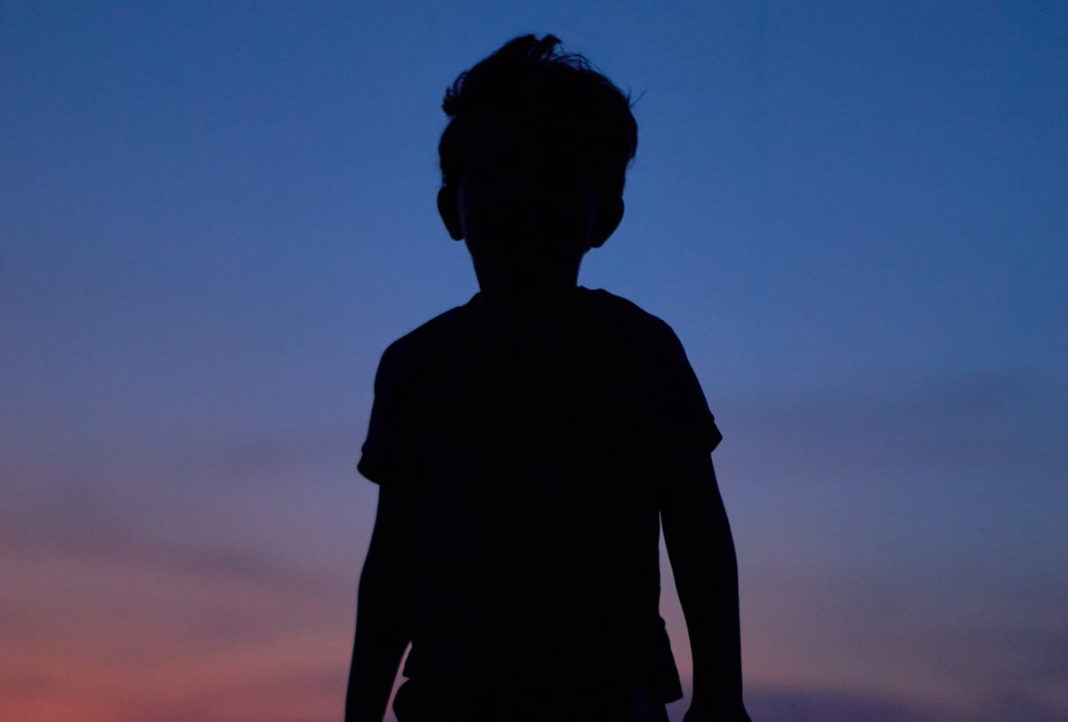 Once you realise that your child is missing, the most important thing is to remain as calm as possible even in such an extremely distressing situation. The first hour after a child goes missing is particularly crucial.