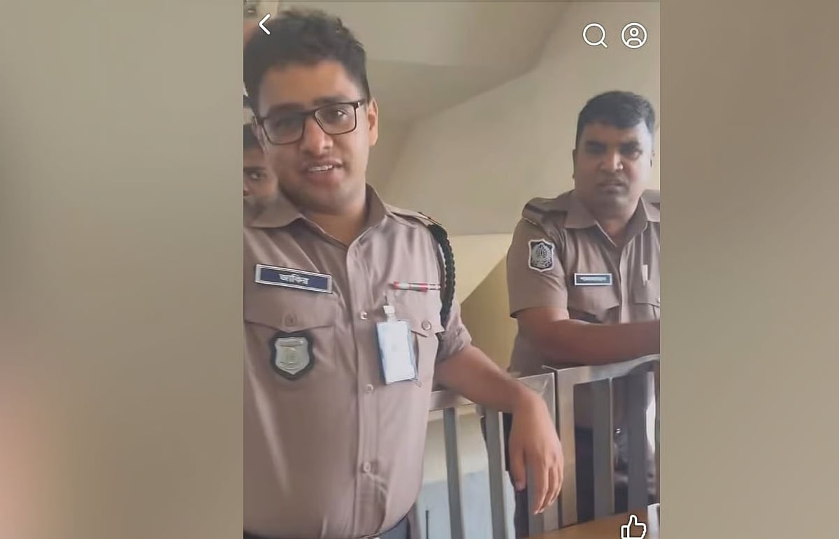 A policeman named Zakir harassed an athlete trainer Sazzad Hossain at Farmgate Metro Station on 27 September, 2026.