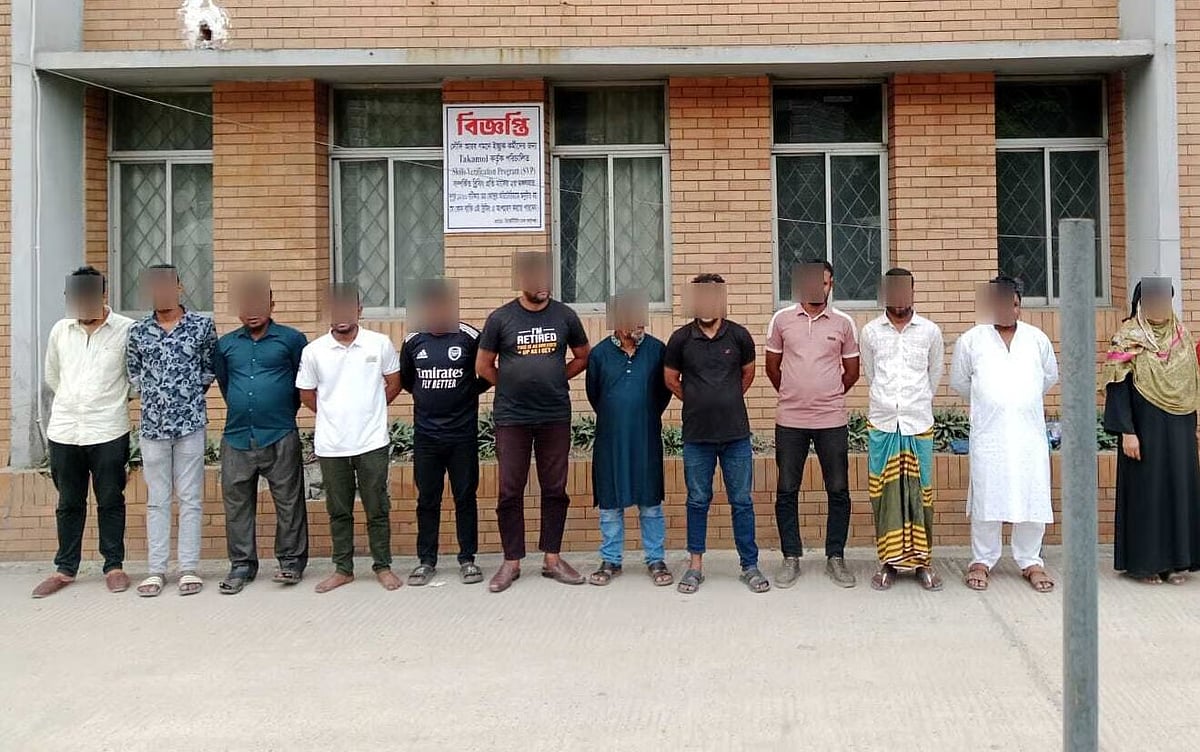 Twelve members of a gang were detained in the capital’s Technical Mor area on allegations of extorting money by promising overseas jobs and success in examinations.
