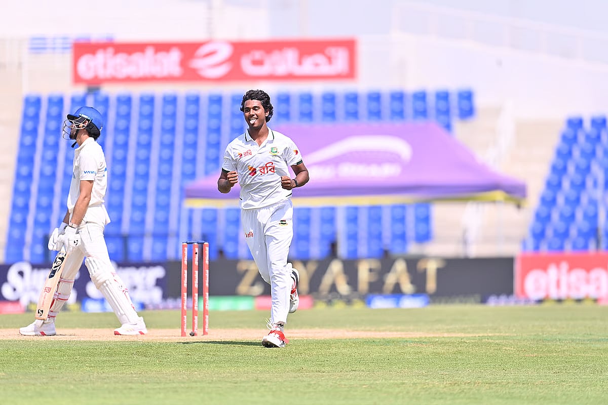 Hasan Mahmud celebrates wicket of Atal