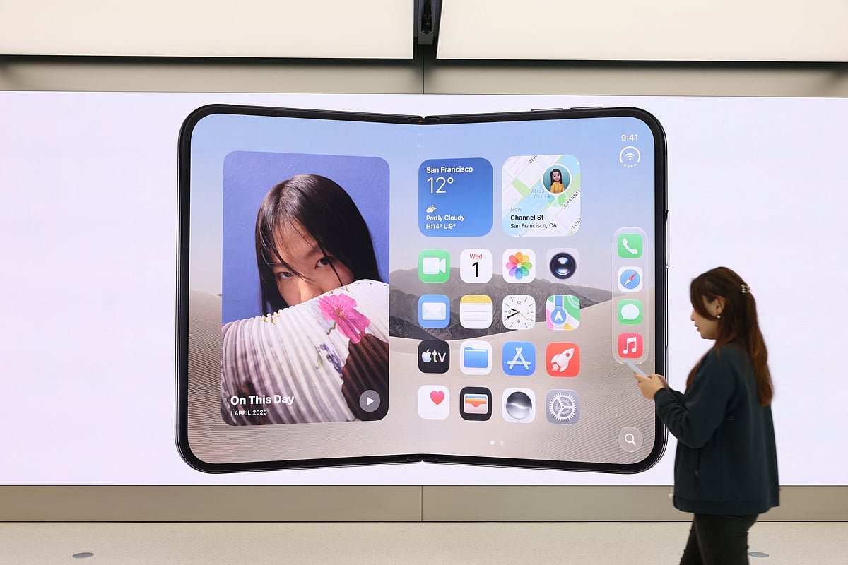 APPLE-IPHONE/AUSTRALIA
