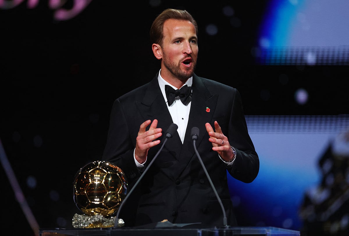 Bayern Munich's Harry Kane makes a speech after winning the men's Ballon d'Or award
