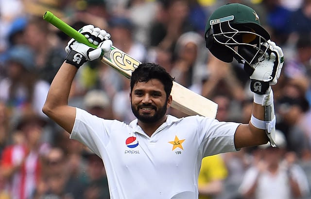 Azhar guides Pakistan on rain-hit day | Prothom Alo