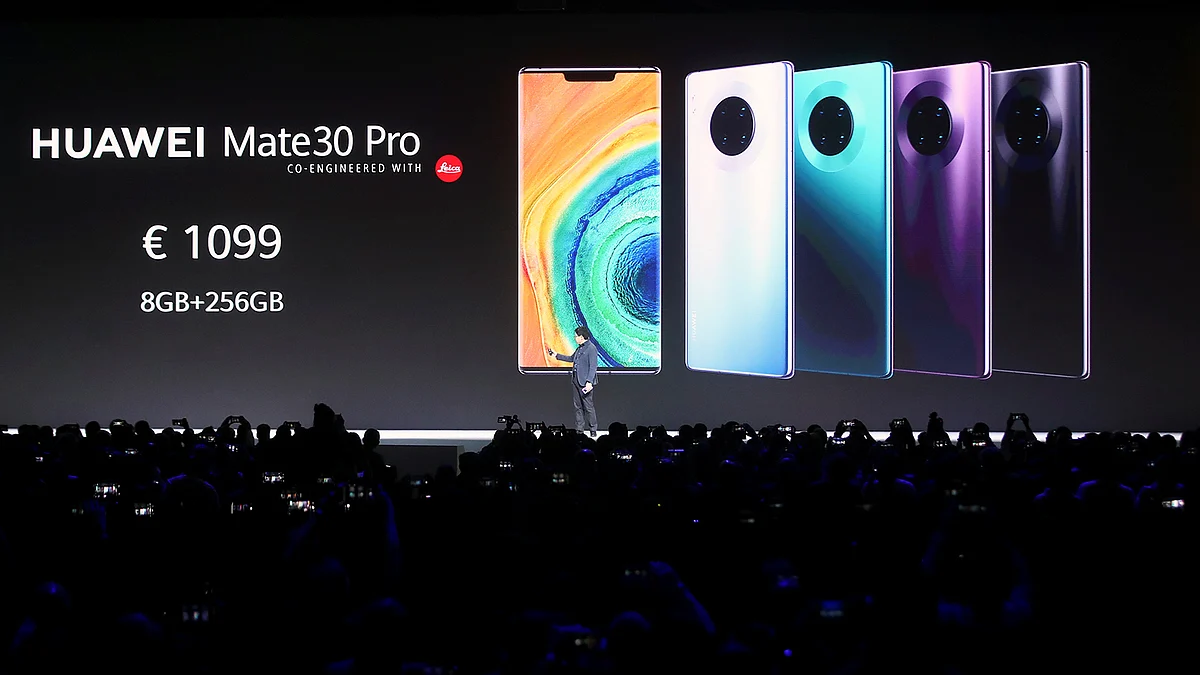 Richard Yu, CEO of Huawei`s consumer business group, launches the Mate 30 smartphone range in Munich. Photo: Reuters