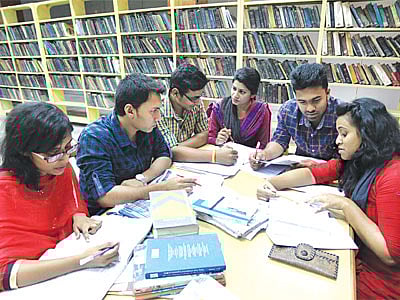 চলছে বিসিএসের প্রস্তুতি