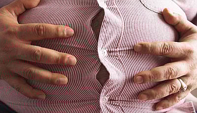 চাপ নিয়ে অফিসে বসে কাজ করলে মানুষ বেশি মোটা হয়