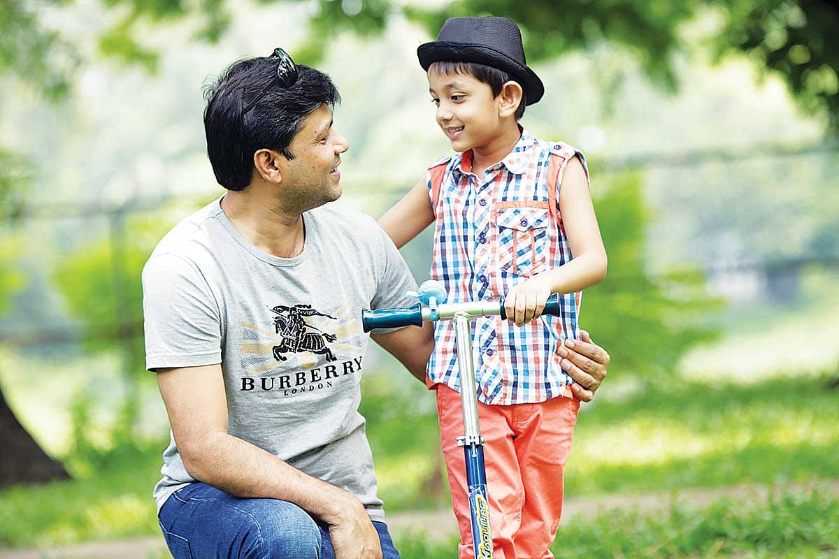 শিশুদের জিন সাধারণভাবে ৫০ শতাংশ মায়ের ও ৫০ শতাংশ বাবার কাছ থেকে আসে। তবে কিছু গুণ বা বৈশিষ্ট্য বাবার জিনের দ্বারা বিশেষভাবে বেশি নির্ধারিত হয়