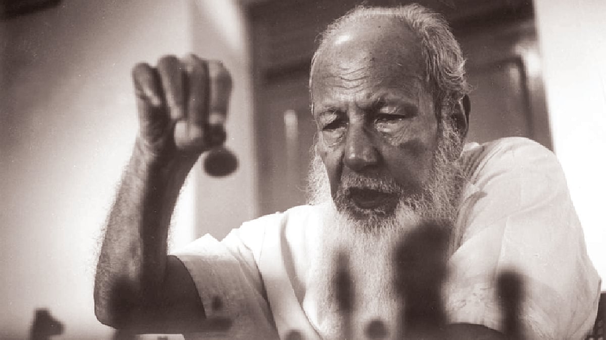 কাজী মোতাহার হোসেন (৩০ জুলাই ১৮৯৭—৯ অক্টোবর ১৯৮১)