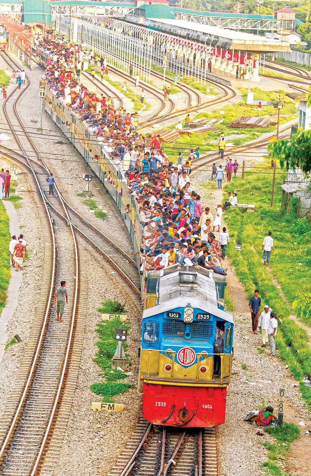 ট্রেনে ঈদযাত্রায় আজ ৭ এপ্রিল যাত্রার টিকিট দেওয়া হয়েছে