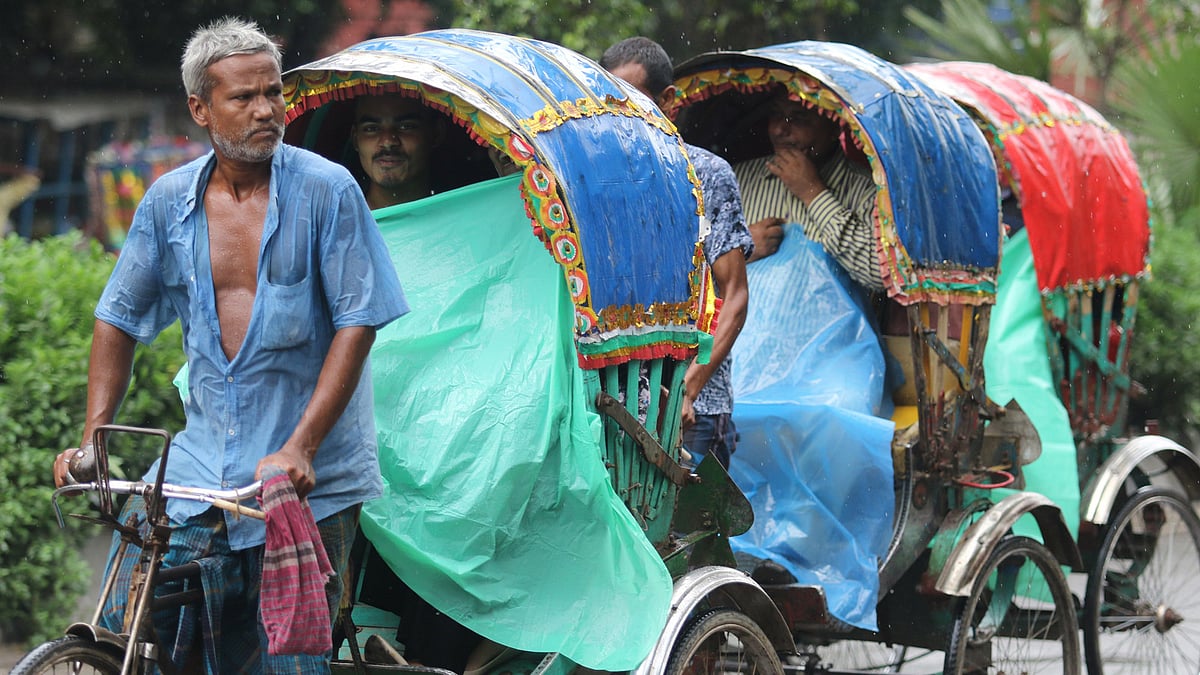 রাজধানীতে চার মিলিমিটার বৃষ্টি ঝরেছে।