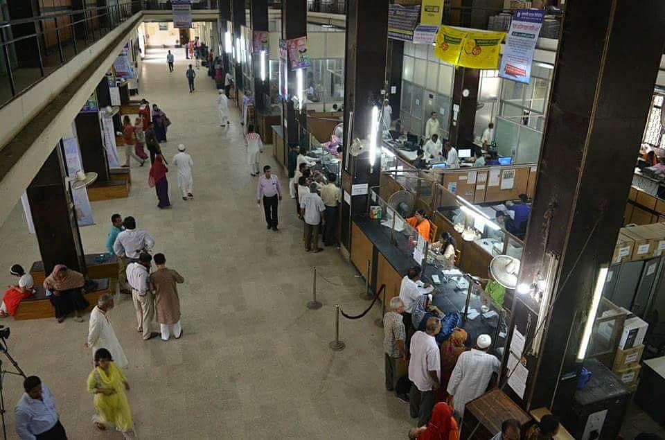 لتقديم أموال التسجيل إلى الحجّ، إنها التالية. افتح يوم السبت