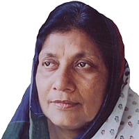 সাজেদা চৌধুরী