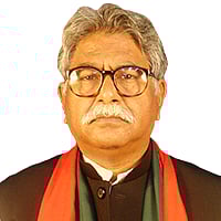 মইন উদ্দীন খান বাদল