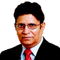 এ কে আবদুল মোমেন