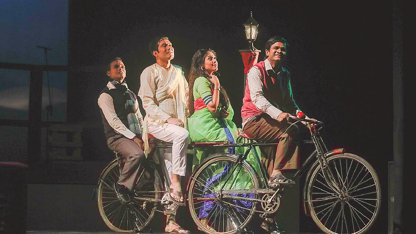 বন্ধুত্বের গল্প নিয়ে লোক নাট্যদলের আমরা তিনজন। ফাইল ছবি