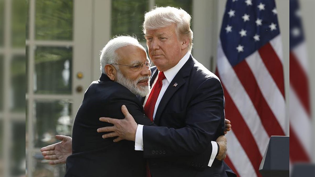 নরেন্দ্র মোদি ও ডোনাল্ড ট্রাম্প।