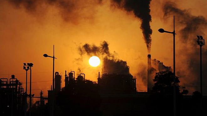 গত চার বছরে একজন মানুষ বছরে গড়ে ১৯ দিন জীবন বিপন্নকারী তাপমাত্রার সম্মুখীন হয়েছে