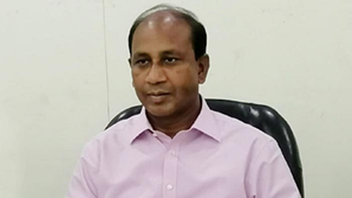 সাবেক অতিরিক্ত আইজিপি মনিরুল ও তাঁর পরিবারের ৮৩ ব্যাংক হিসাব অবরুদ্ধ