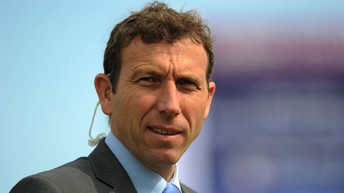 সাবেক ইংলিশ অধিনায়ক মাইক আথারটন